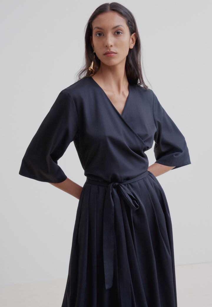 Kowtow | Buy Nico Wrap Dress - black ...